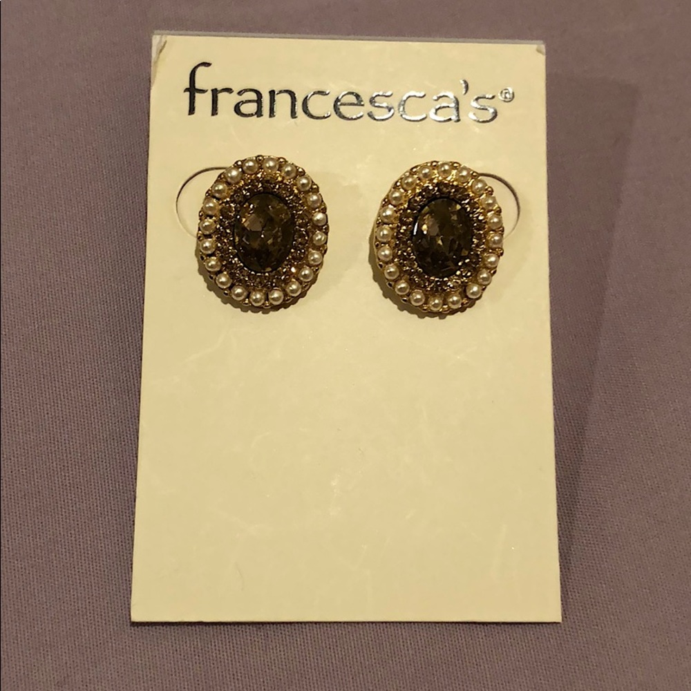 NWT Francescas Champagne Crystal Pearl Facetstone Stud Earrings